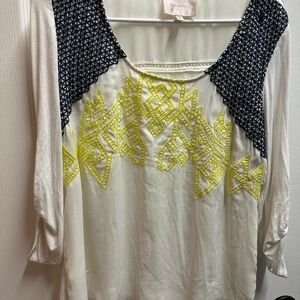 Skies are blue Women's White and Black Embroidered Top size S/NWOTA 215